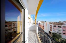 2 bedroom apartment facing south, with garage in Vila Rosa - Portimão