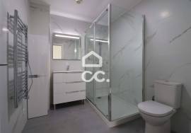 T2 with garage Completely Renovated in Santa Clara