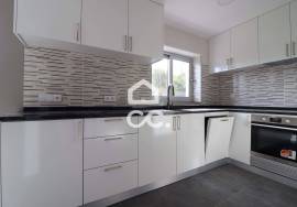 T2 with garage Completely Renovated in Santa Clara