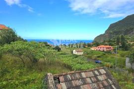 2 Bedroom House - Ready to Live