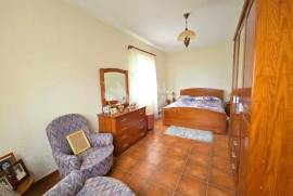 2 Bedroom House - Ready to Live