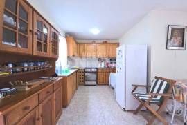 2 Bedroom House - Ready to Live