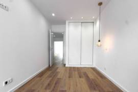 Apartamento T2 Renovado em Cascais