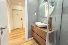 Apartamento T2 Renovado em Cascais