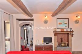 Renovated apartment with magnificent views