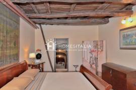 Renovated apartment with magnificent views