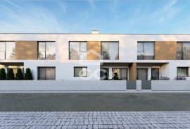 New 3 bedroom townhouse in Repeses