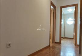 3 bedroom apartment with parking and storage room in Alhos Vedros