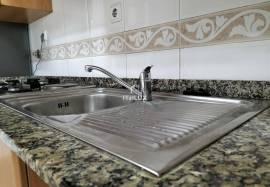 3 bedroom apartment with parking and storage room in Alhos Vedros