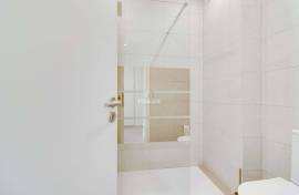 Recently renovated 2 bedroom apartment for sale - close to the center of Barcarena