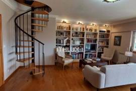 3+1 Bedroom Apartment | Parking | Urb. Aguilha Gardens