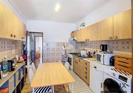 3 bedroom villa with garage