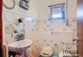 3 bedroom villa with garage