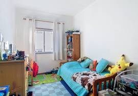 3 bedroom villa with garage