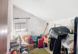 3 bedroom villa with garage