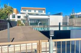 Spectacular 2 Bedroom Apartment within Walking Distance to the Ria Formosa and Waterfront of Cabanas.  Amazing Pool and Garage