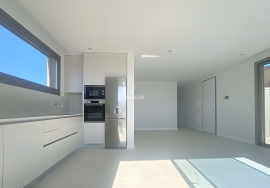 Spectacular 2 Bedroom Apartment within Walking Distance to the Ria Formosa and Waterfront of Cabanas.