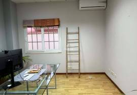 Office 10 minutes away A5 Cascais exit