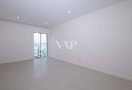 ERILUC - Modern 3 bedroom apartment with balcony in Quarteira