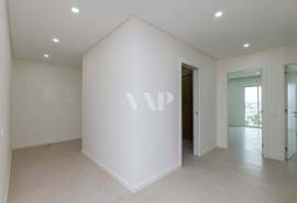 ERILUC - Modern 3 bedroom apartment with balcony in Quarteira