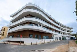 ERILUC - Modern 3 bedroom apartment with balcony in Quarteira