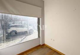 Store with 144m² in the Center of Faro