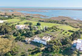 Farmhouse to Renovate with Stunning Views over the Ria Formosa, near Olhão