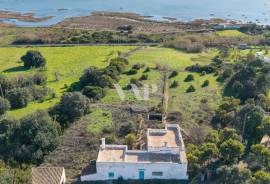Farmhouse to Renovate with Stunning Views over the Ria Formosa, near Olhão