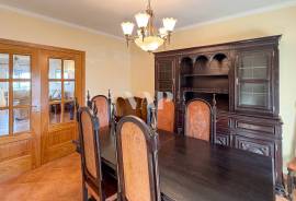 3 Bedroom Apartment with Pool and Garage in Almancil