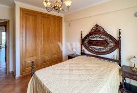 3 Bedroom Apartment with Pool and Garage in Almancil