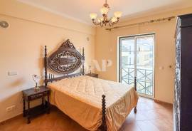 3 Bedroom Apartment with Pool and Garage in Almancil