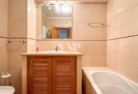 3 Bedroom Apartment with Pool and Garage in Almancil