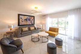 2 bedroom apartment for annual rental with swimming pool, Vilamoura Centre