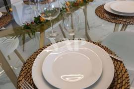 2 bedroom apartment for annual rental with swimming pool, Vilamoura Centre