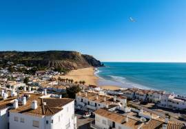 Superb Duplex Apartment with Sea View