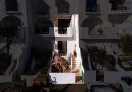 Superb Duplex Apartment with Sea View