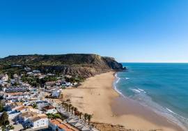 Superb Duplex Apartment with Sea View