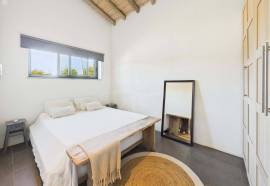 Exclusive and modern countryside Quinta on large plot, minutes from Moncarapacho