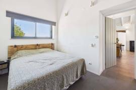 Exclusive and modern countryside Quinta on large plot, minutes from Moncarapacho