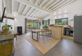 Exclusive and modern countryside Quinta on large plot, minutes from Moncarapacho