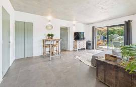 Exclusive and modern countryside Quinta on large plot, minutes from Moncarapacho