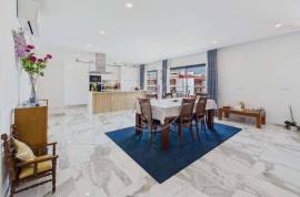 Tavira centre 3 bed penthouse with huge private roof terrace & garage