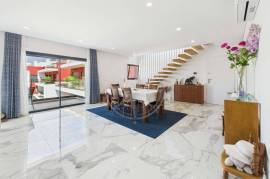 Tavira centre 3 bed penthouse with huge private roof terrace & garage