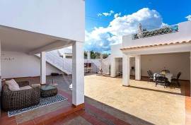 5 Bedroom, furnished villa in Tavira’s Prestigious Quinta da Pegada