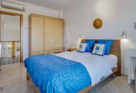 4 Bedroom Villa with Pool & Magnificent Views in Countryside