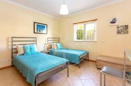 Elegant Detached 4 Bedroom Tavira Villa with Private Pool, Garden & Sea Views