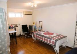 Semi-detached house 2+2 bedrooms with pool located in Caliços in Albufeira