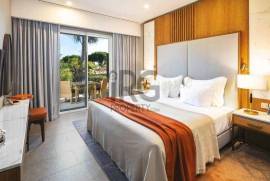 Modern luxurious hotel apartment living in Quinta do Lago