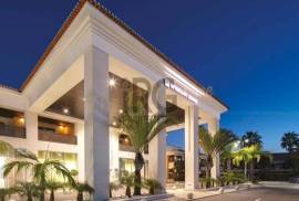 Modern luxurious hotel apartment living in Quinta do Lago