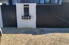 Excellent 4 Bed Villa For Sale In Setubal